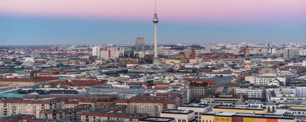 Specialists find people in Germany